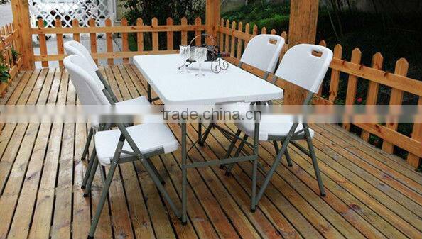 4 Feet Convenient Folding Table