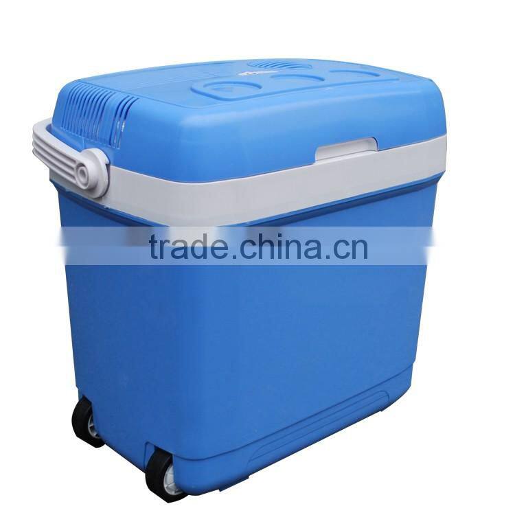 Top selling universal ac dc any outdoor activities glass door mini fridge