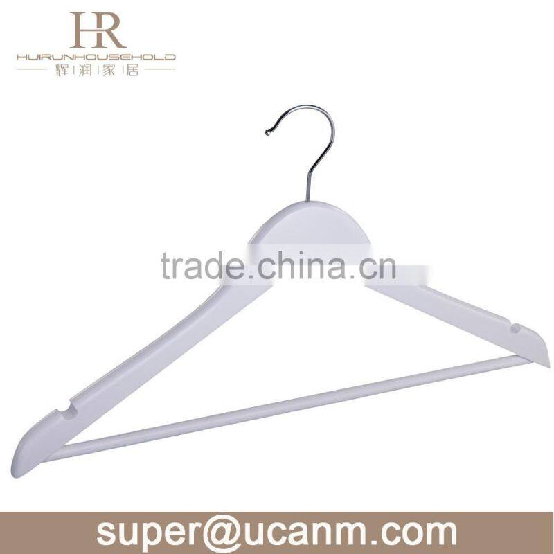 HRW-6611W wooden coat hanger