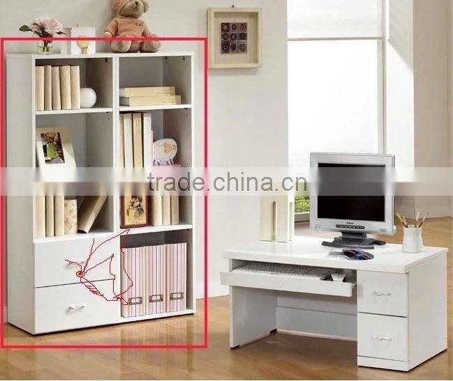 Bookcase Or Cabinet With Easy Style