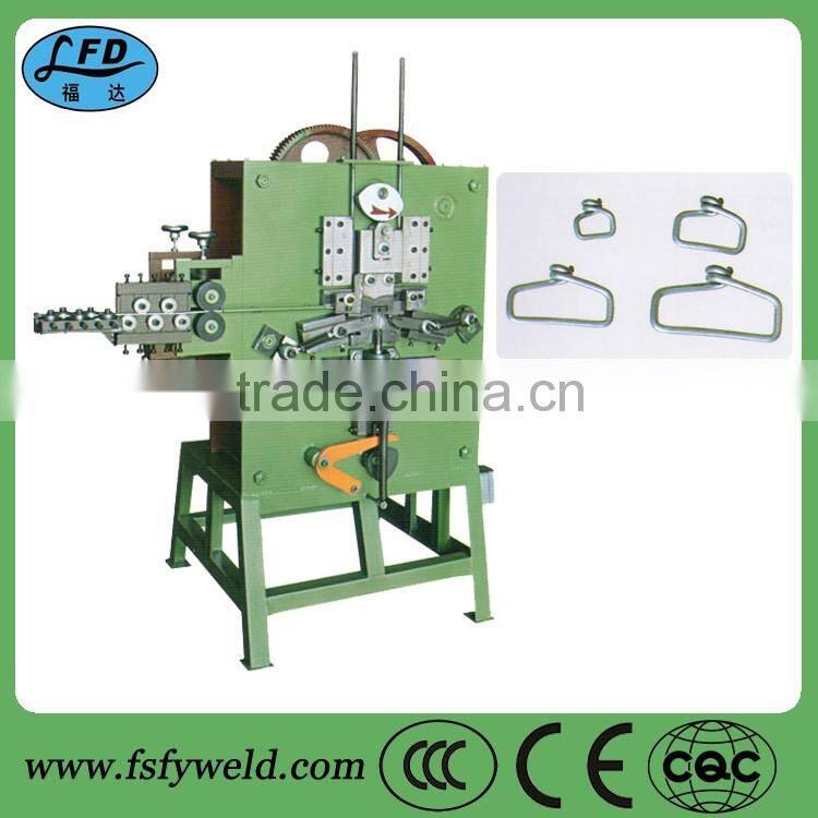 Automatic steel wire buckle forming machine for handbag