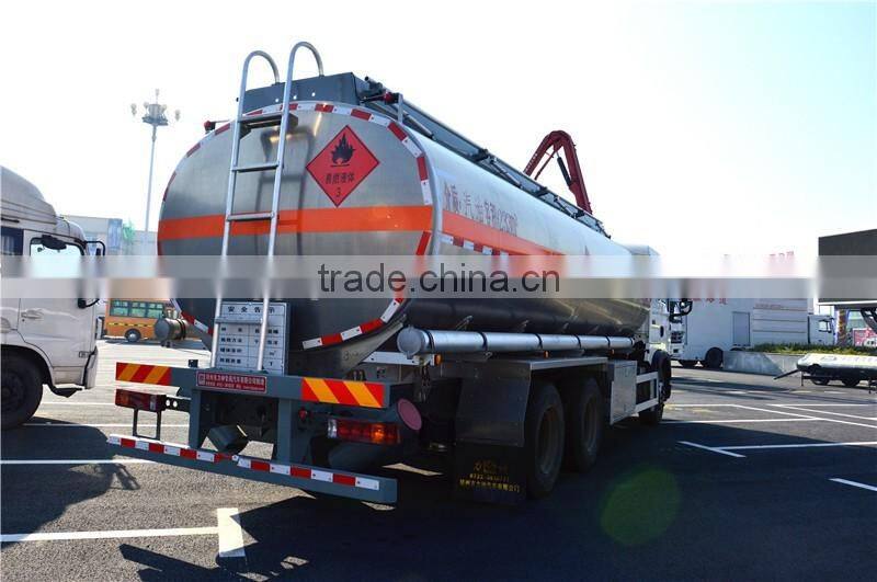 Good discount HOWO tanker truck specifications and price