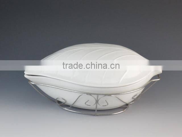 leaf shape white porcelain casserole with iron rack