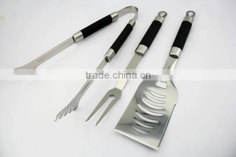 Outdoor living cooking ware Perfect nonslip TPR hand stainless steel 18inch grill accessories