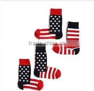 Wholesale stripe USA flag custom socks manufacturer