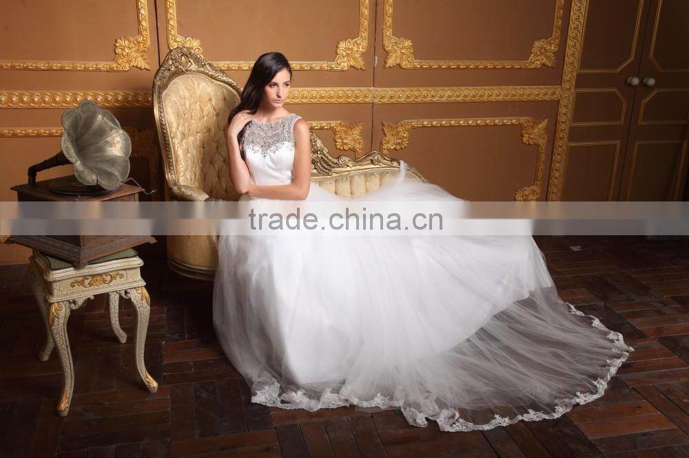 2016 new arrival elegant off shoulder sweetheart lace bottom crystals neck open back white bride wedding dress