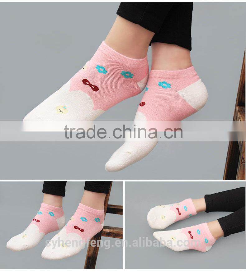 2016 hot wholesale new style cute socks women socks