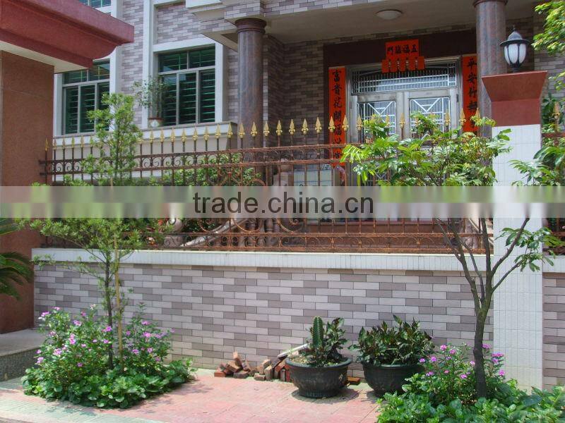 2012 Top-selling modern hand made iron fence ornaments