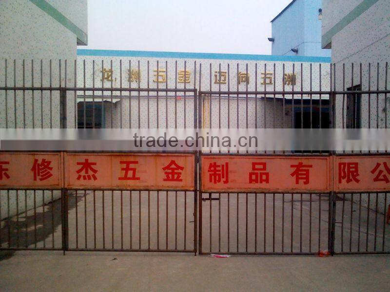 L832-1 Contemporary Glass Stainless Steel Dining Table Designs