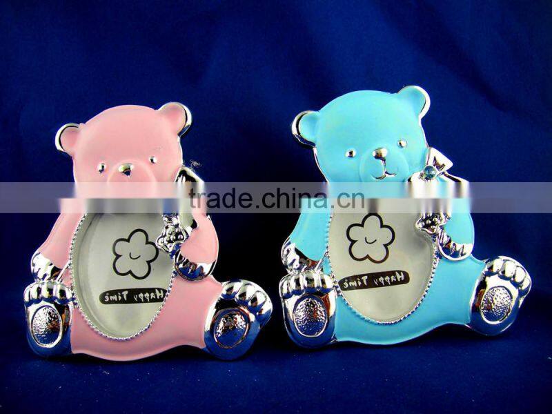 Digital photo frame for baby birthday gift