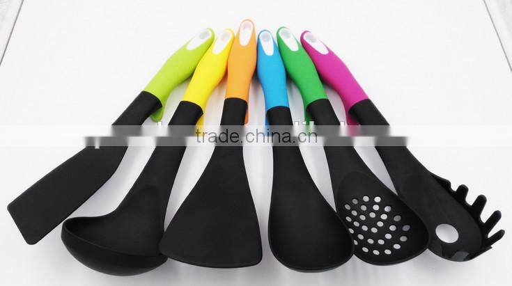 Hot product 8pcs european kitchen tool with color handle