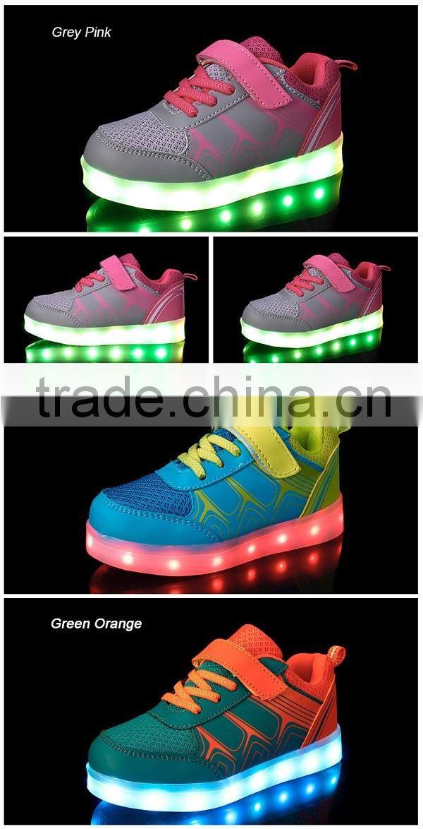 2016 Hot Selling wholesale shoe soles Rubber Kid Shoe LED Light Shoes