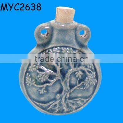 Skull designs ceramic bottles for spirits