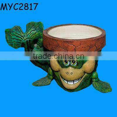 Lovely little ceramic fish pot