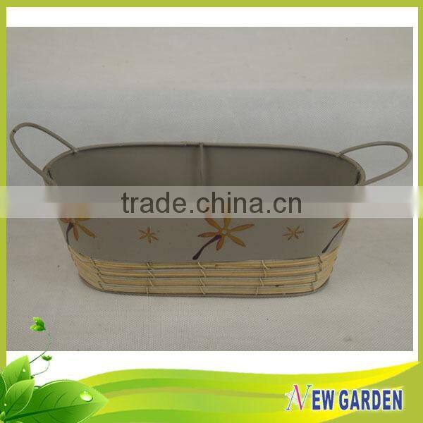 Functional Low Price Excellent Design Rattan And Metal Flower Pots Plastic Liners