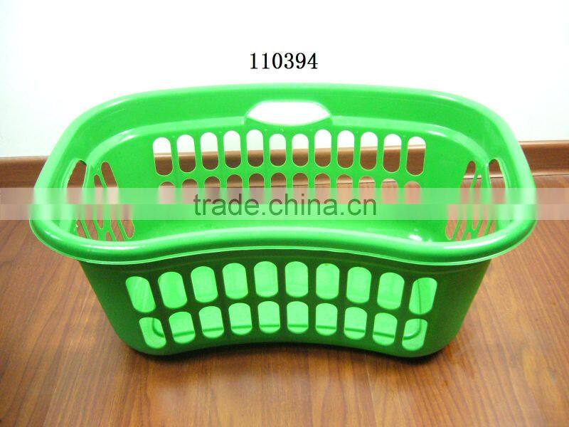 Square plastic laundry basket hamper