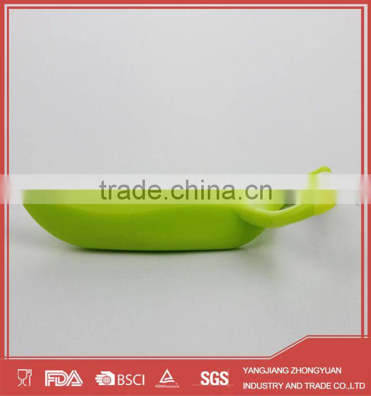 Fancy Y shape ceramic vegetable peeler with plastic handle