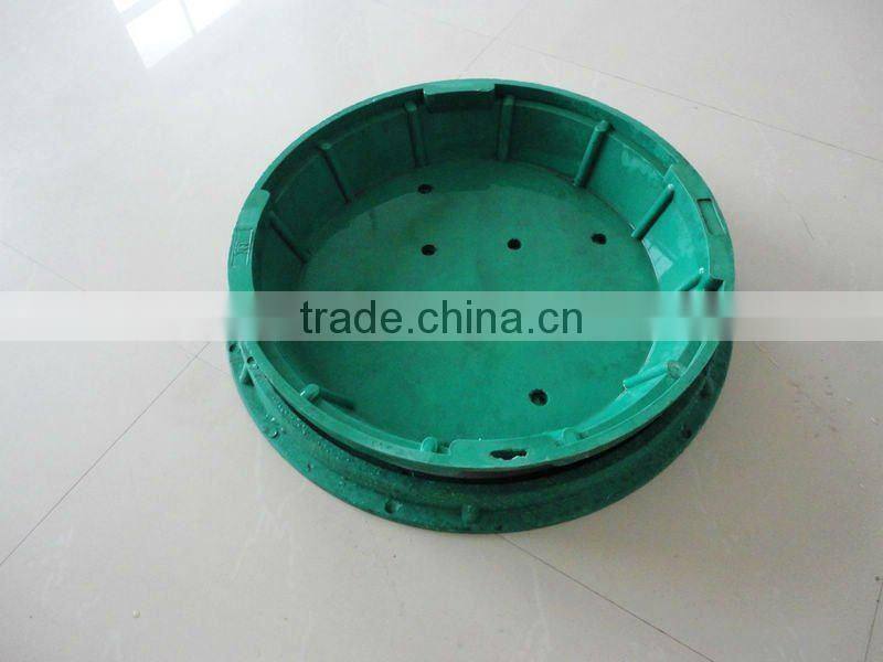Plastic garden manhole cover