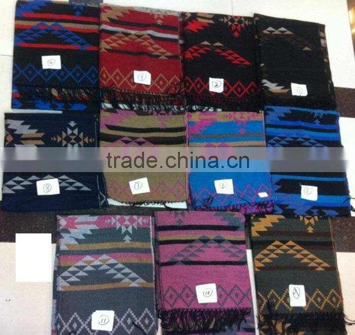 Fashion designer 100%acrylic hot sale geometric New shawl