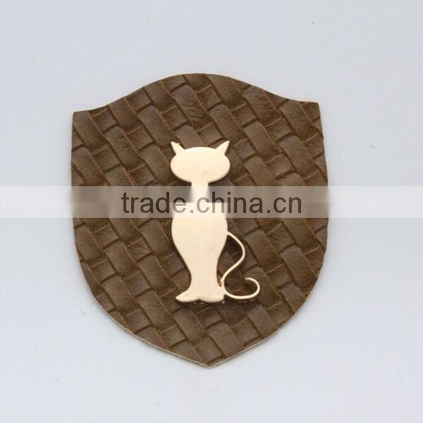Brown PU leather patch with gold metal alloy cat logo jeans/jacket PLB-014