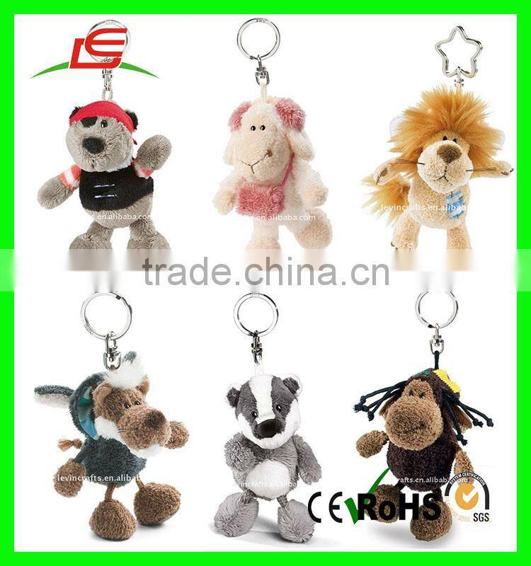 Factory customized hot selling lovely plush star shaped keychain