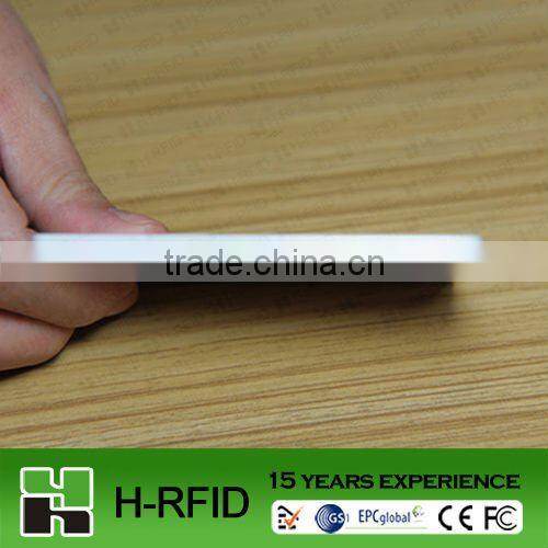 modern 2.45GHz long range active RFID Tag
