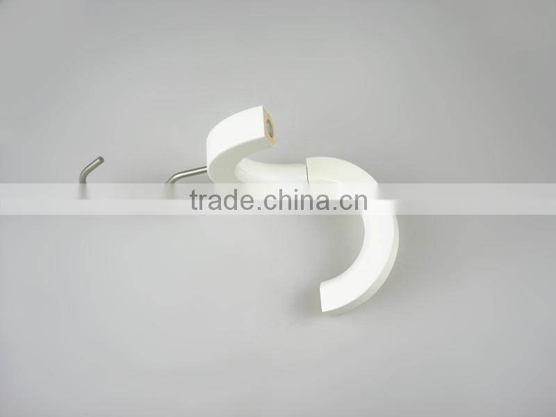 IY-480 white cheap wood scarf hanger