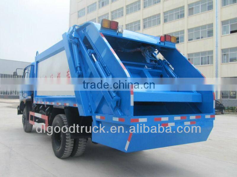 8000L Dongfeng 4x2 garbage compression truck