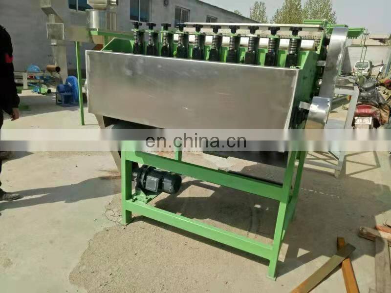 Cashew nut shelling machine /Shell Breaking Machine / Cashew Shelling Machine