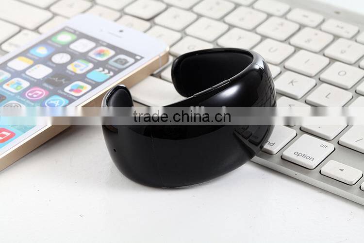 Bluetooth Smart Bracelet Watch LCD Anti-lost Vibrate Calls For iPhone Android