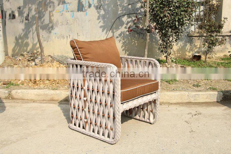 2016 NEW DESIGN WIDE FLAT WICKER CHAIR
