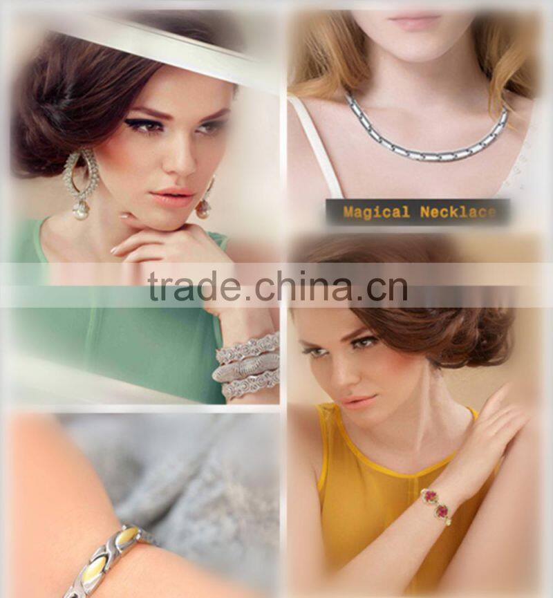 Women jewelry with silver magnetic white zircon bracelet