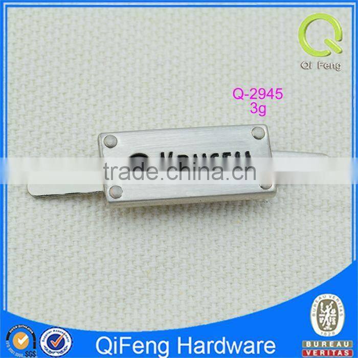 Q-2945 tag for luggage best sale rectangle metal logo plate