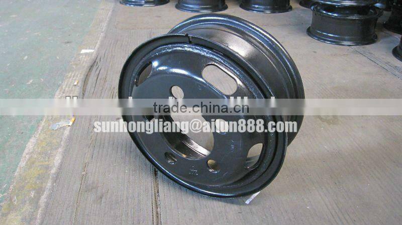 5.50F-16 light truck wheel SR22