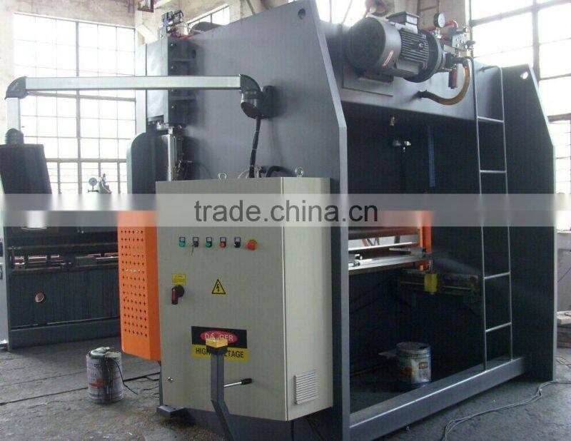 Hydraulic CNC Press Brake WC67K-160T/3200