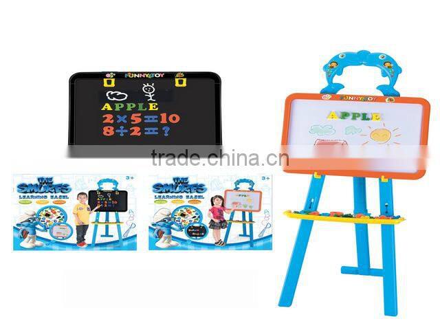 boy play friction metal car with traffic carpet with EN71