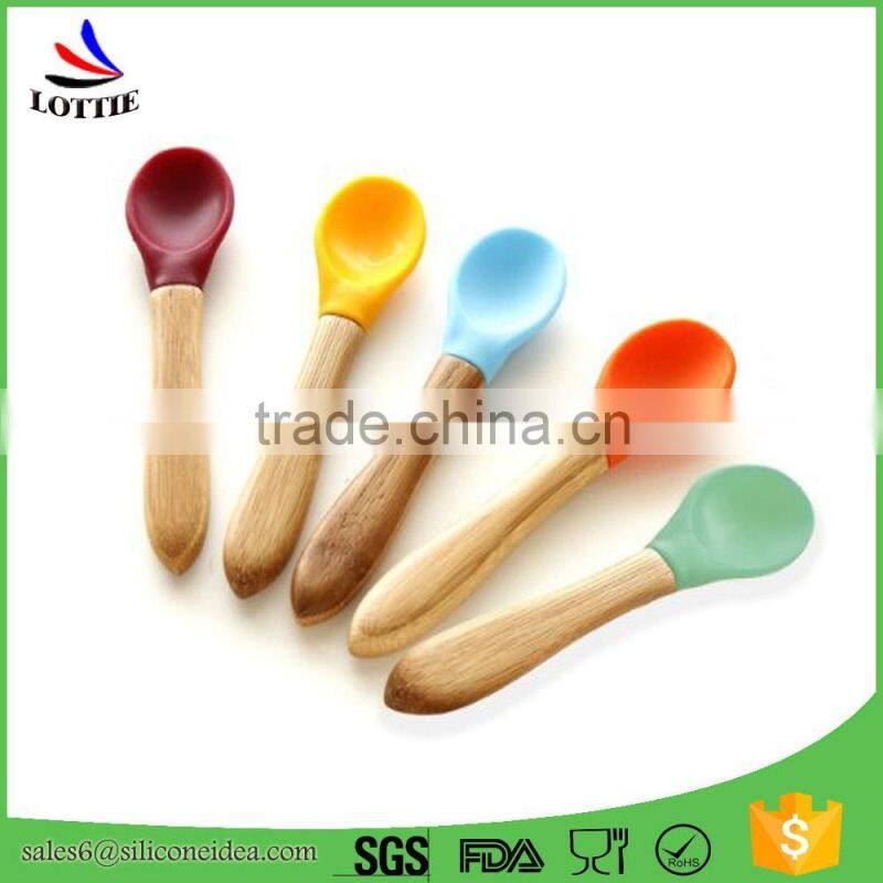 FDA food grade safe Eco-friendly baby silicone spoon with wooden
