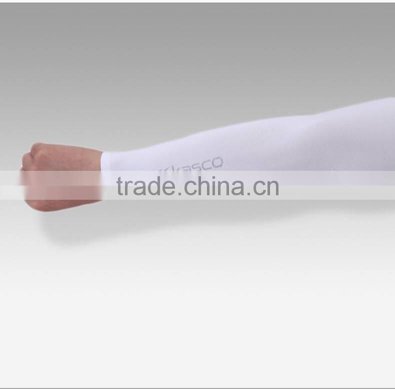 Custom logo for Anti-UV Dri-fri Sport Arm Sleeve