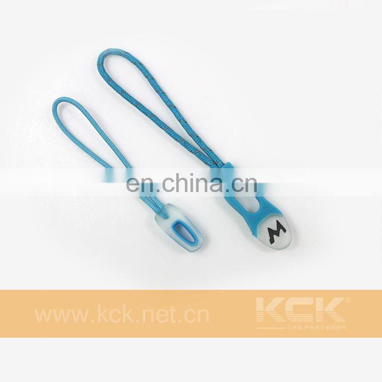 Plastic Injection Zipper Puller with Cord for Sports products