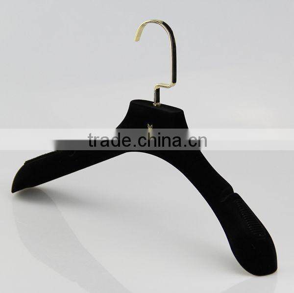 hot selling velvet hanger can be acceped customized logo