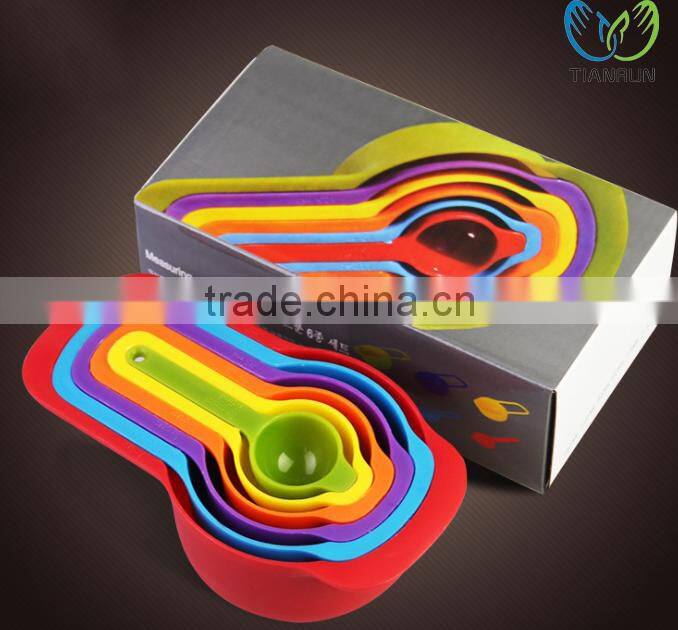 NEW 6pcs COLOURFUL Eco-Friendly PLASTIC MEASURING SPOONS & CUPS RAINBOW MULTI COLOURED FLAT