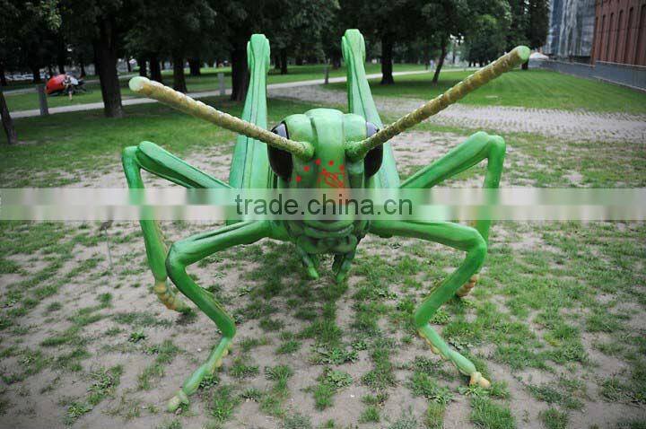 Giant outdoor Equipment Insects Fiberglass Sculpture Grasshopper Sculpture