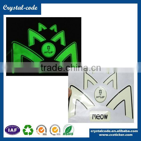 Eco-friendly customized size glow in the dark sticker for wall decoration