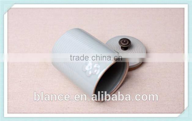 tobacco ceramic jar in cigarette container design with lid