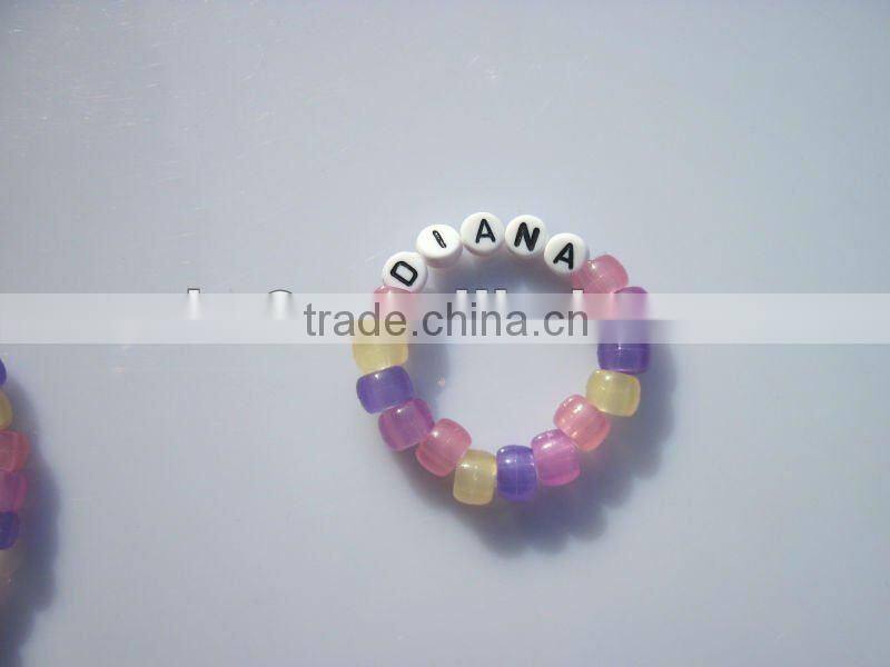 children funny uv bead solar bead bracelet colour change in sunshine test UV checker