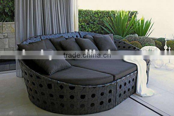 2012 New Design Cutout Outdoor Furniture