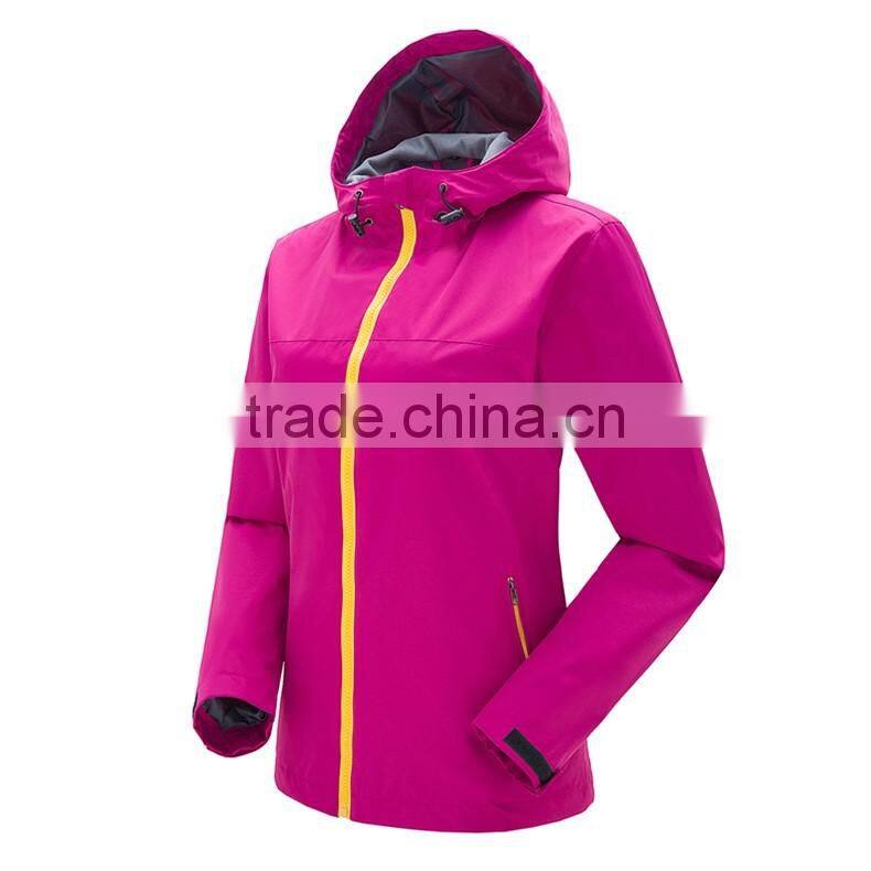 Latest design hot sale personalized men outdoor waterproof windproof mauntaineering Jackts/sport jackets