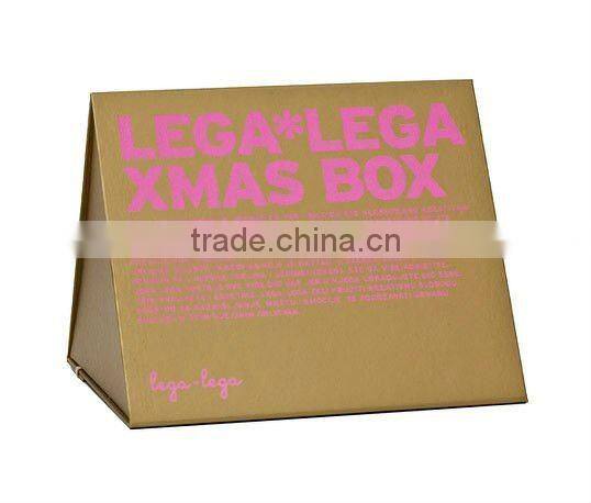 vogue triangle cardboard Xmas gift box