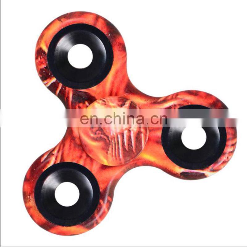 2017 hot fingertips camouflage triangle gyro decompression fingertips gyro with LED lights