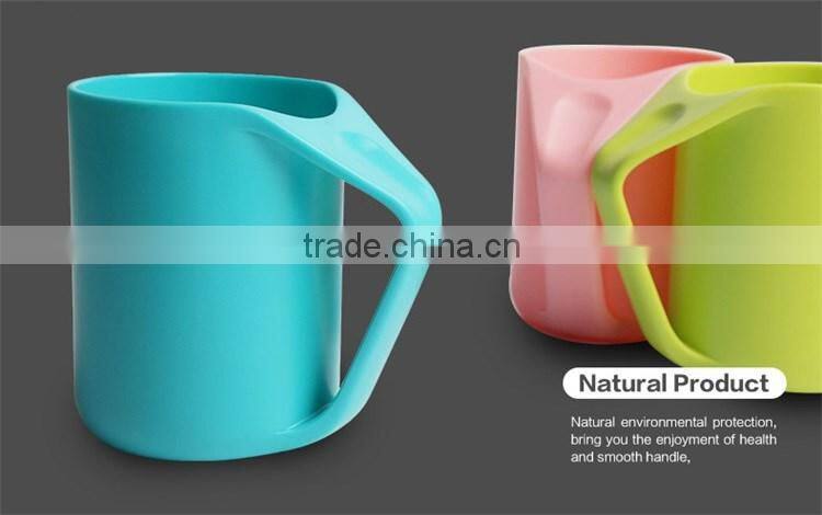 New design plastic travel coffee mug